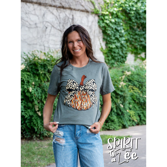 Pumpkin with Bow - Thanksgiving Tee